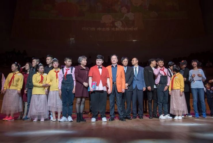 音乐双子星，点亮冬日激情！——AG旗舰厅未来艺术家刘明康爱心公益音乐沙龙